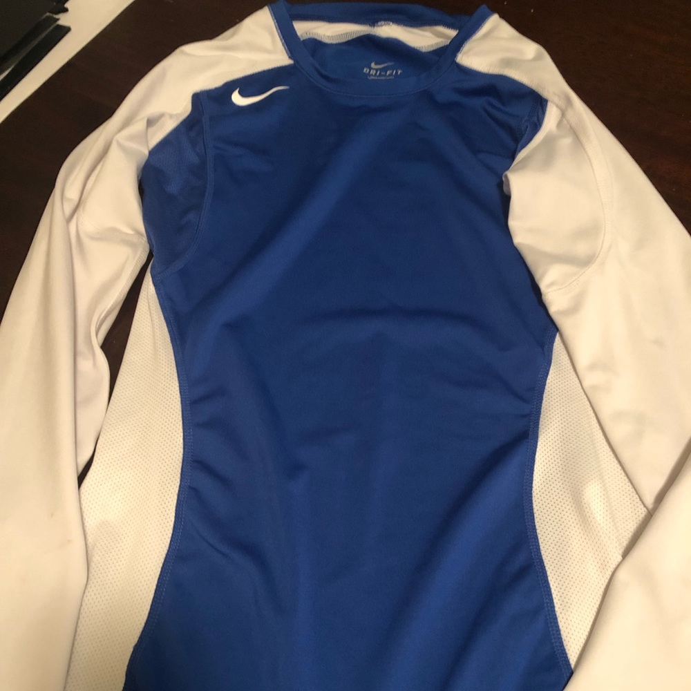 Small Nike long sleeve Dri-fit